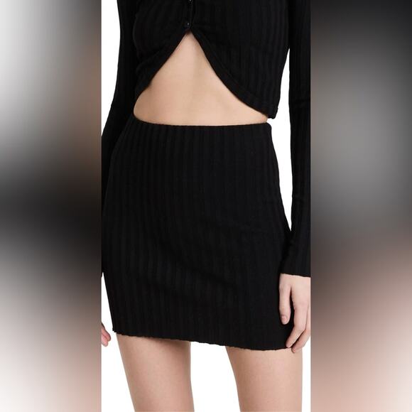 New Cotton Citizen Capri Mini Skirt Women’s Small Jet Black Stretch Ribbed - Picture 1 of 4